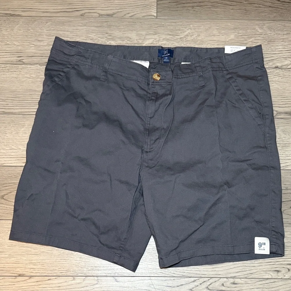 NEW! George Men's 40x9 Flat Front Shorts Above the Knee Gray